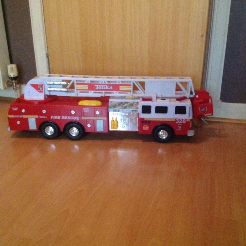 Large Tonka fire engine