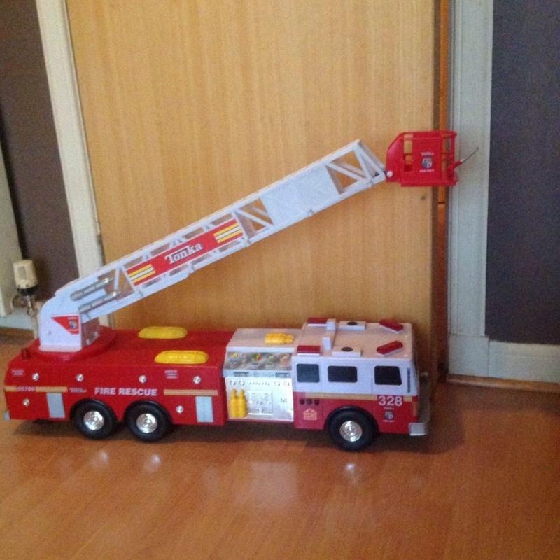 Large Tonka fire engine
