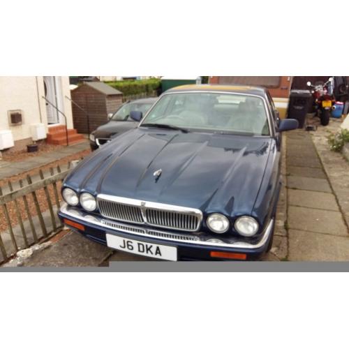 Jaguar xj6