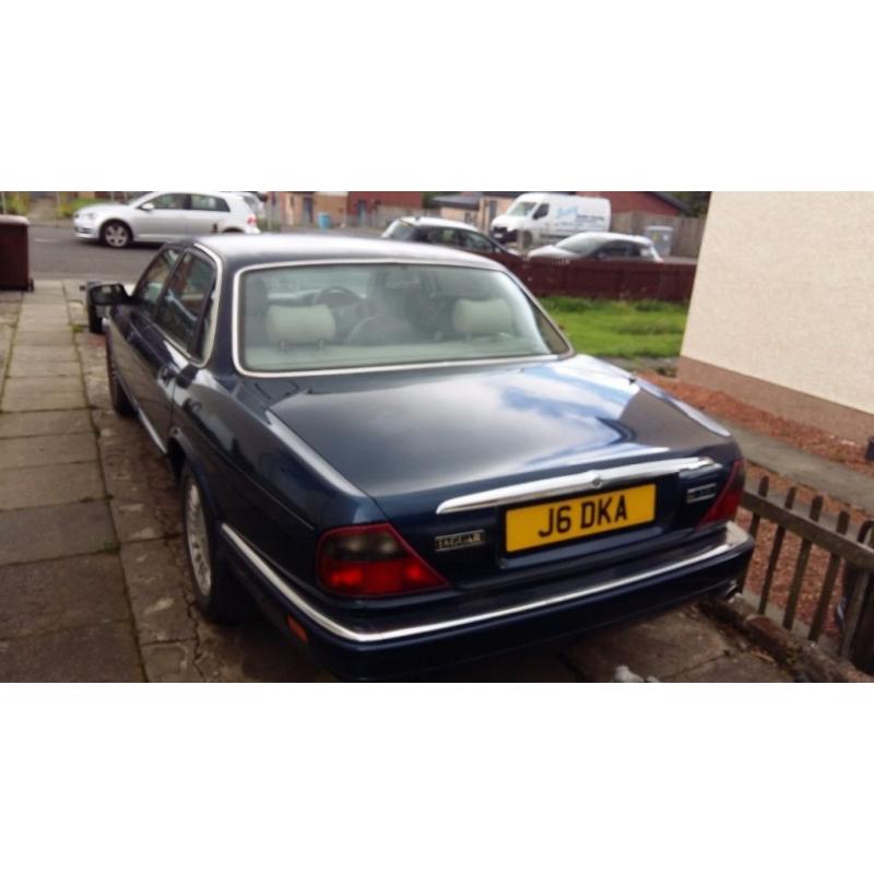 Jaguar xj6