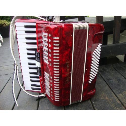 STEPHANELLI MID SIZE ACCORDION (FANTASTIC CONDITION)