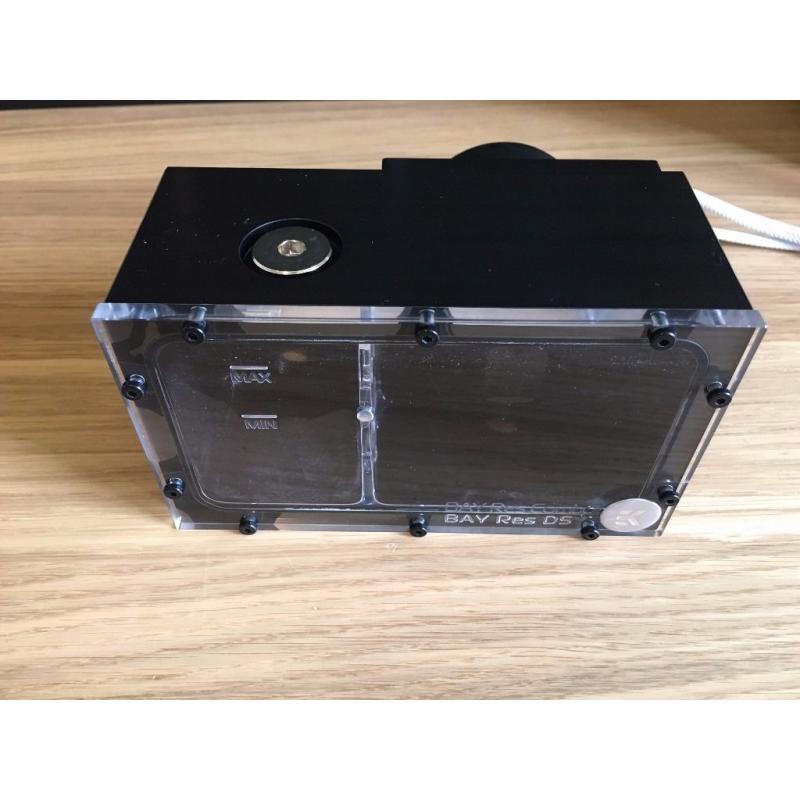 EK-DBAY D5 PWM (incl. pump) and Reservoir