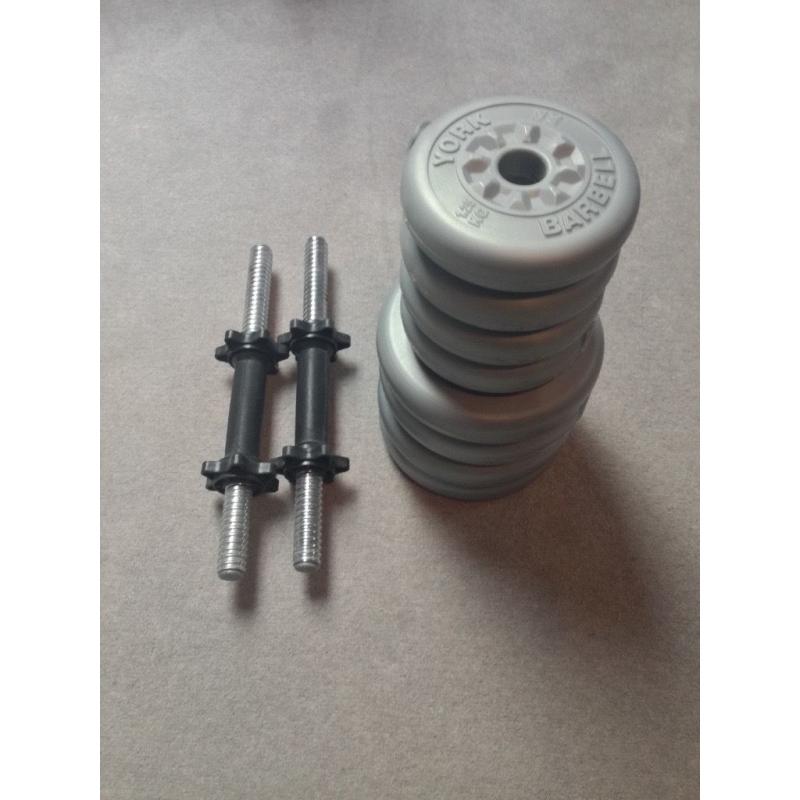 York Vinyl Dumbbell Set (2 x Dumbbells, 4 x 2.5kg plates, 4 x 1.25kg plates)
