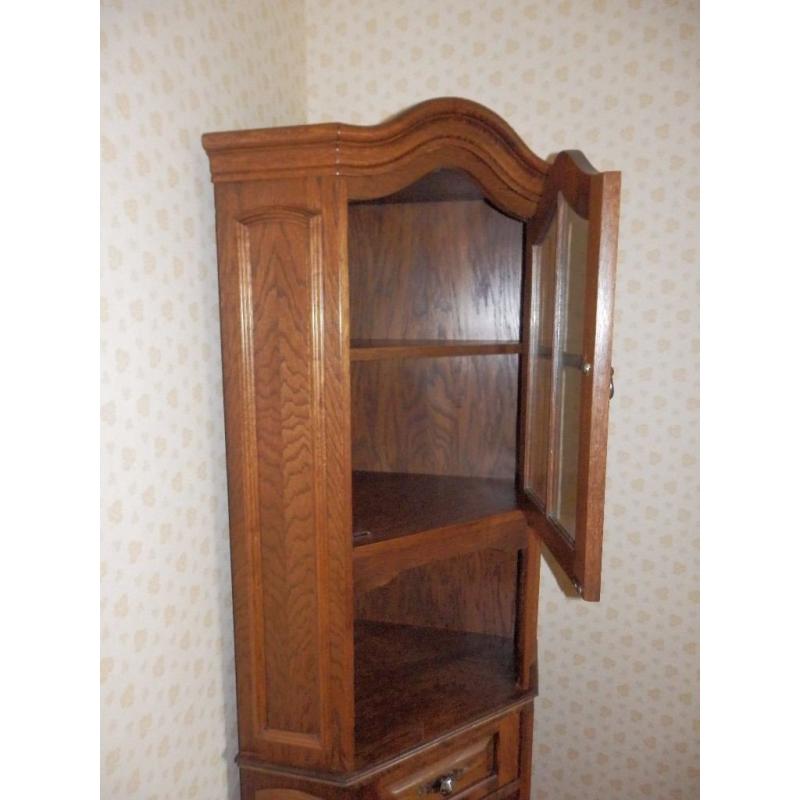 Oak Corner Cupboard