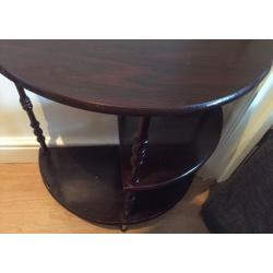 Corner table