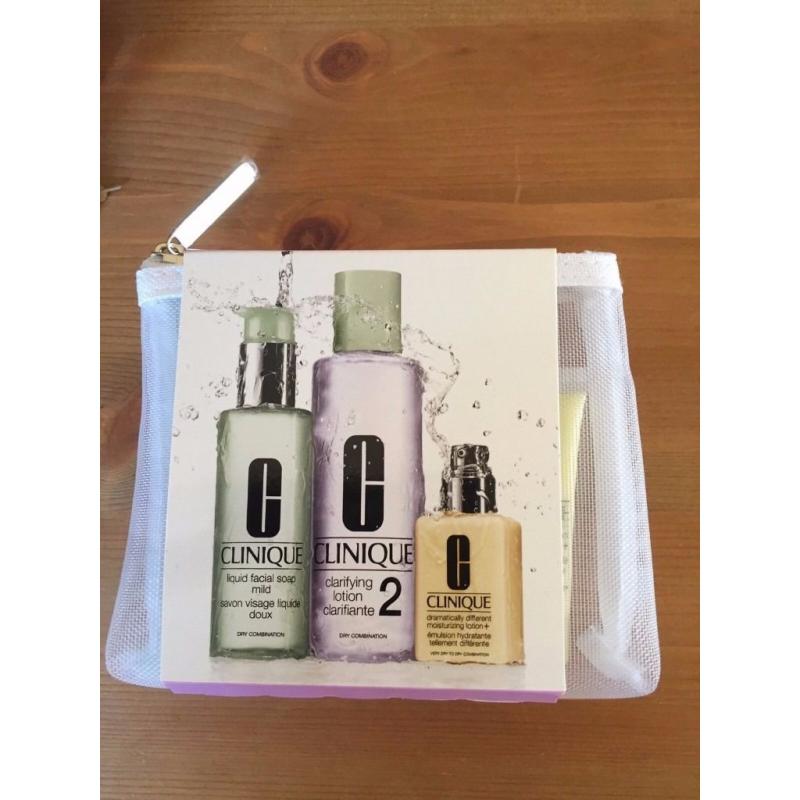 Clinique 3 Step Type 2 Cleansing Trial Kit In Mesh Bag, #Dry Combination, BNWT