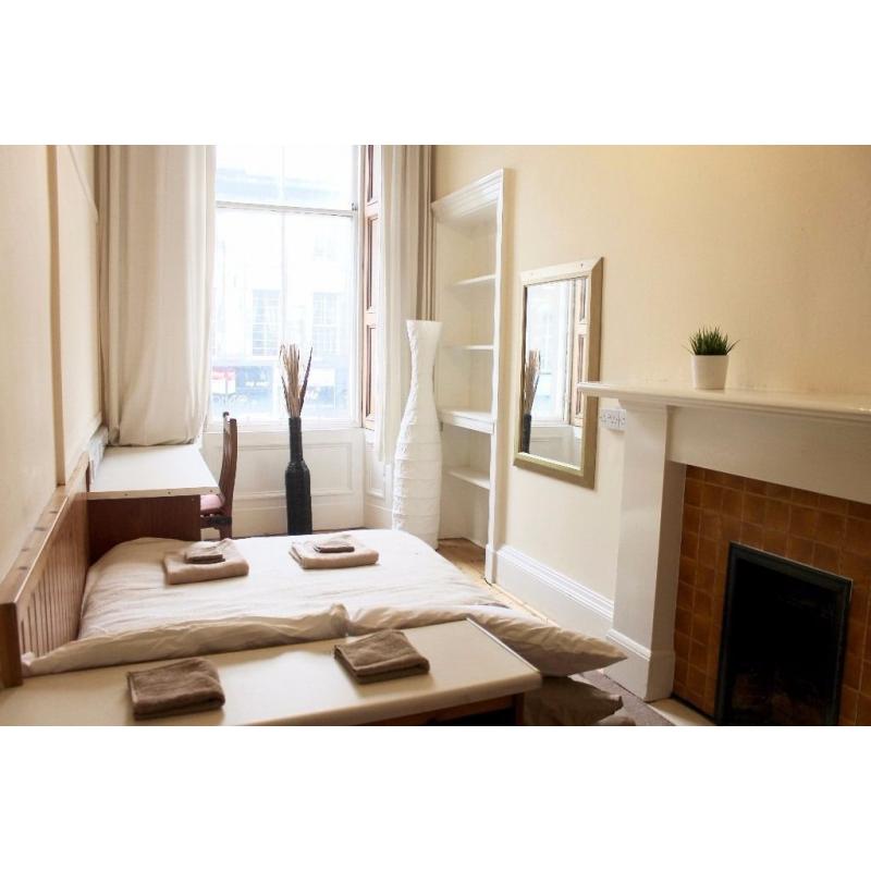 STUDENTS – city center – Lovely Double Rooms available now!