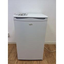 Statesman fridge with freezer box*as new*