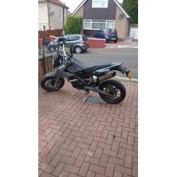 BMW G650 XMOTO (1 of 100 left)