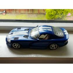 Diecast bburago dodge viper