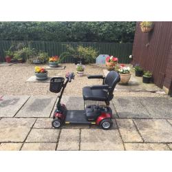 Pride Go Go 'Elite Traveller 4' Boot Scooter