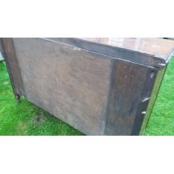 Oak sideboard, beautifuly carved