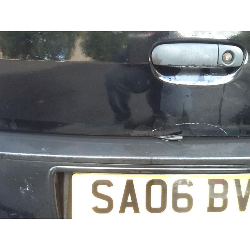 06 MITSUBISHI COLT BLACK REDUCED