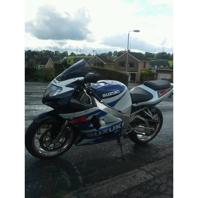Suzuki gsxr 750