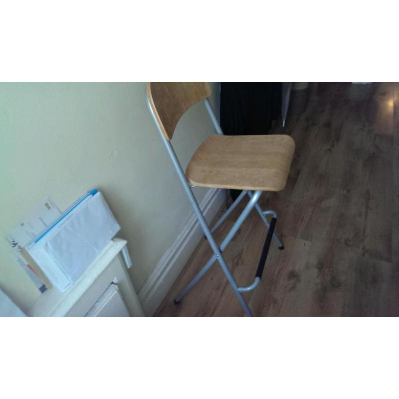 Bar stool