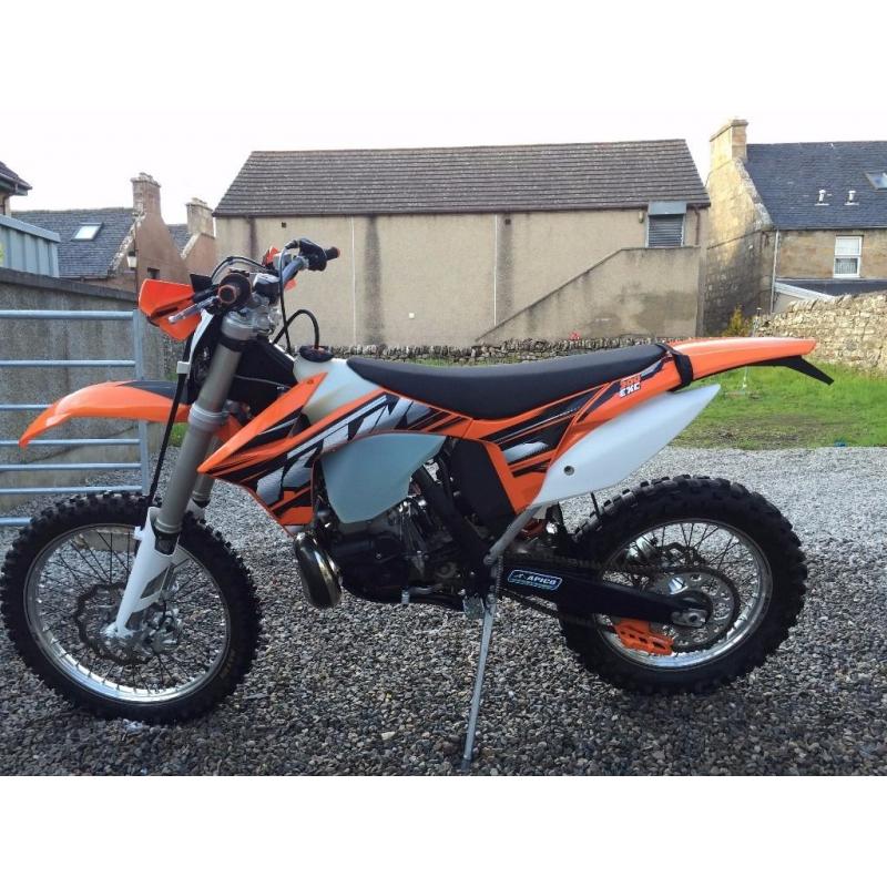 KTM 300 EXC ( 9 Hours Use Only, Immaculate Condition )