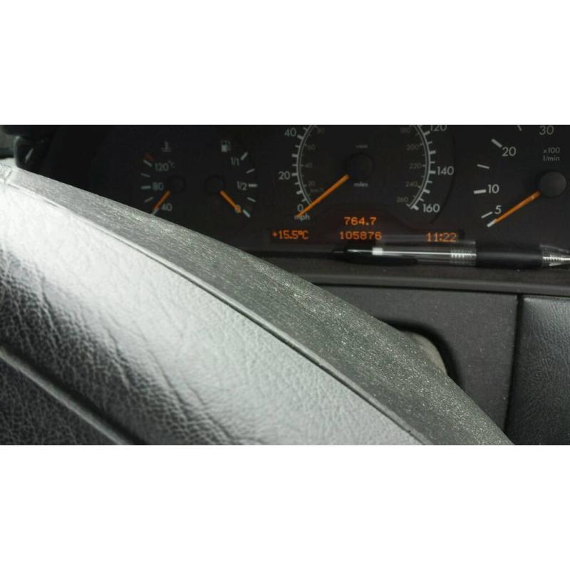 Mercedes E300 TD 1998 SOLD SOLD PENDING COLLECTION