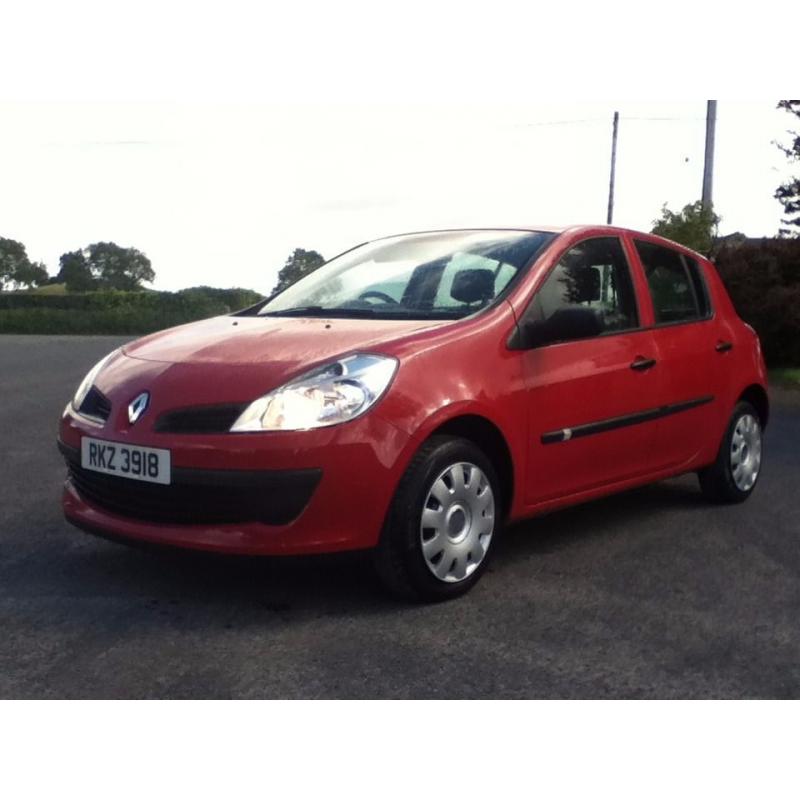 *!*LOW MILES*!* 2006 Renault Clio 1.2 16v Authentique **FULL YEARS MOT** **ONE OWNER FROM 2010**