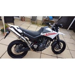 YAMAHA XT 660 X SUPERMOTO