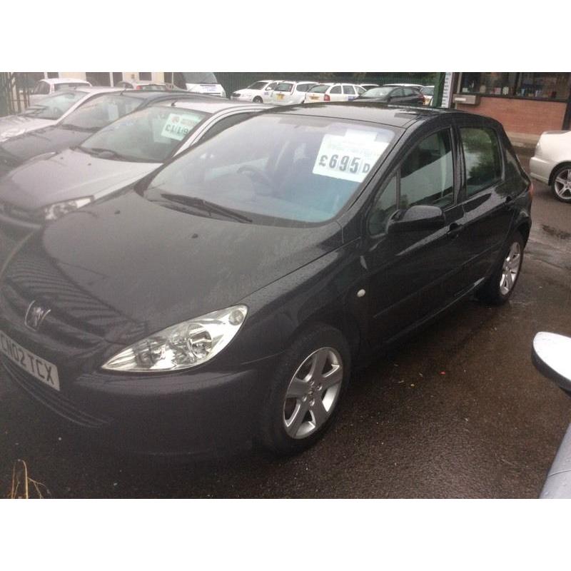 2002 Peugeot 307 1.6 GLX-2 owners-March 2017 mot-service history-great value