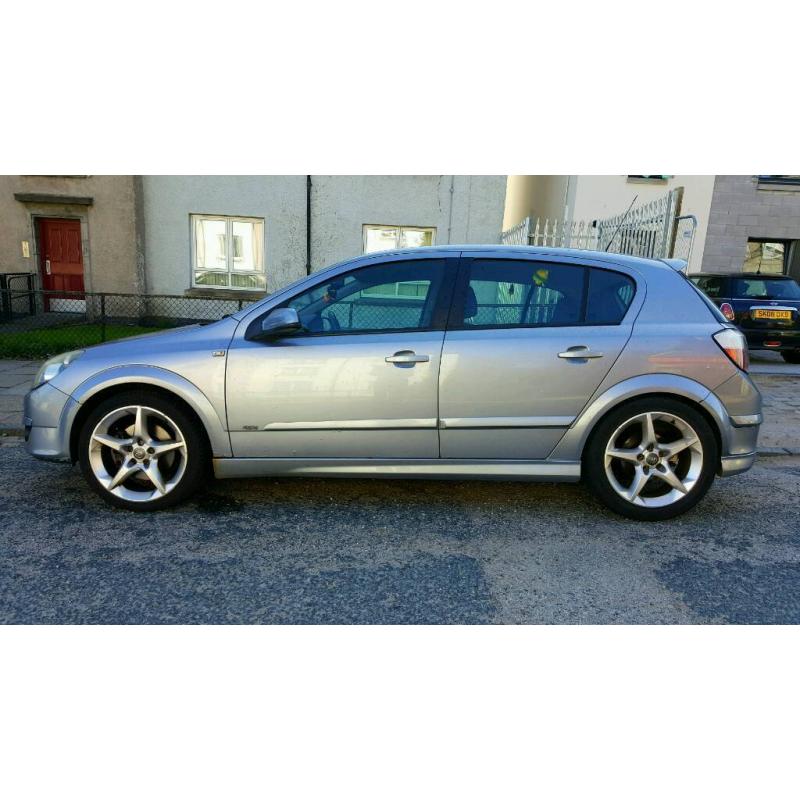 Vauxhall Astra 1.9cdti SRi [150]