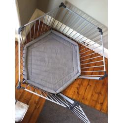 BABYDAN HEXAGONAL PLAYPEN / ROOM DIVIDER AND TENT