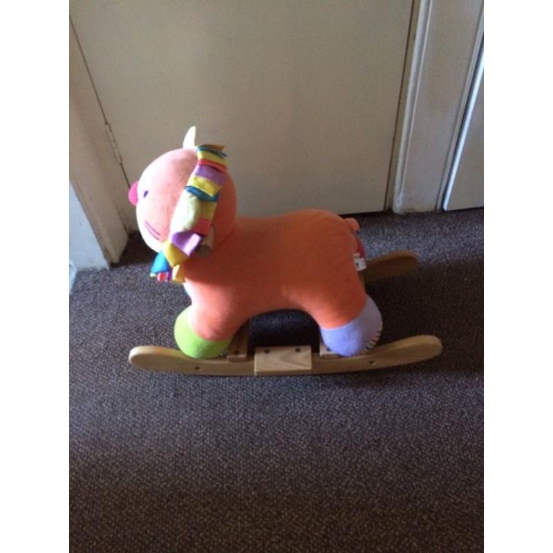 Ride on lion toy