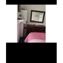 Room on rent