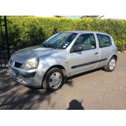 2005 Renault Clio full years mot 96000 miles fully serviced other cheap cars available