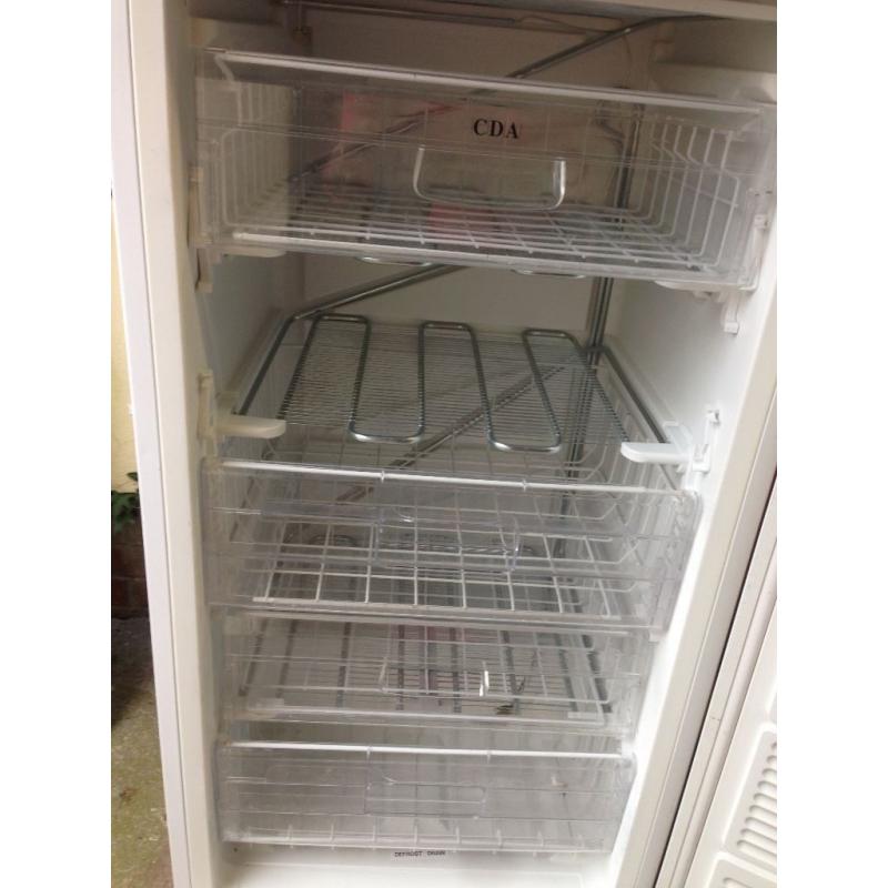 Freezer, Pro line with 5 trays works fine