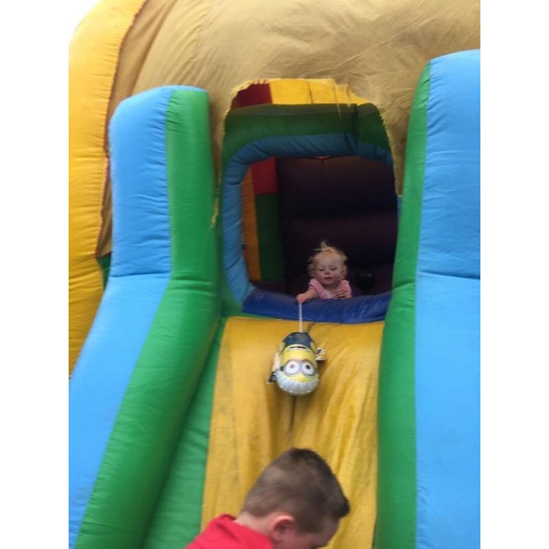 BOUNCY CASTLE FOR SALE WITH BLOWER SCOOBY DOO DOME WITH SLIDE