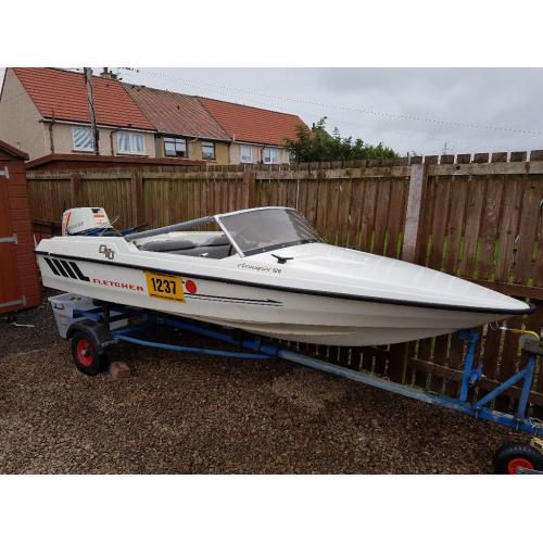 Fletcher ArrowSprint 129 speedboat