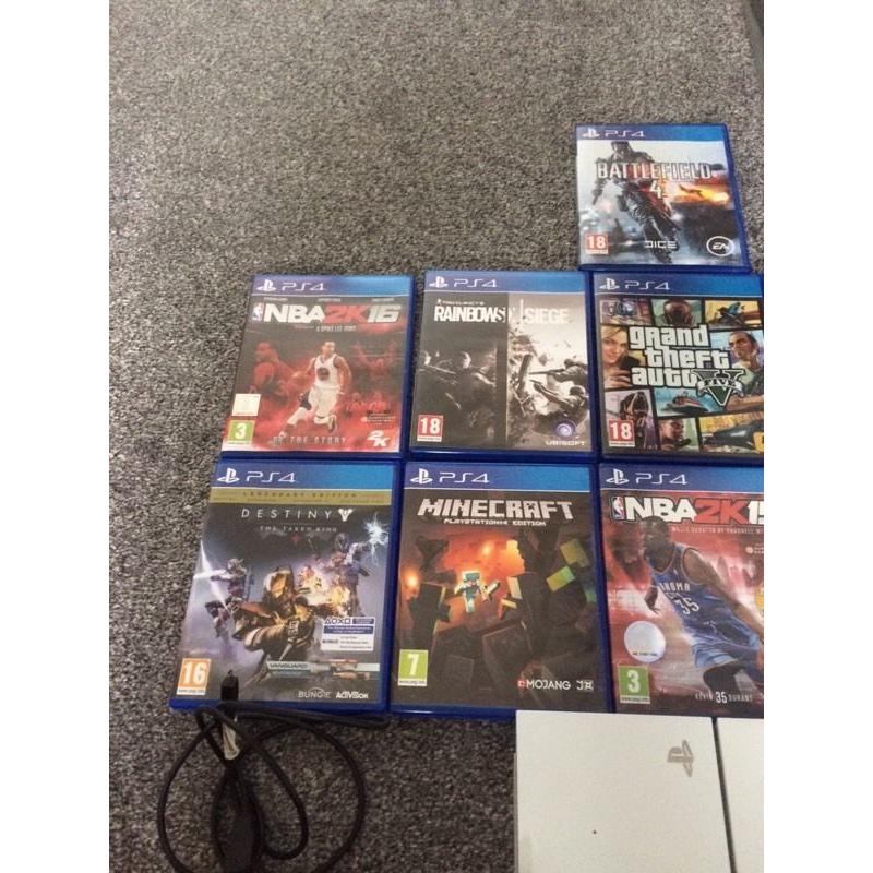PS4 500GB with 11 games and 1 controller