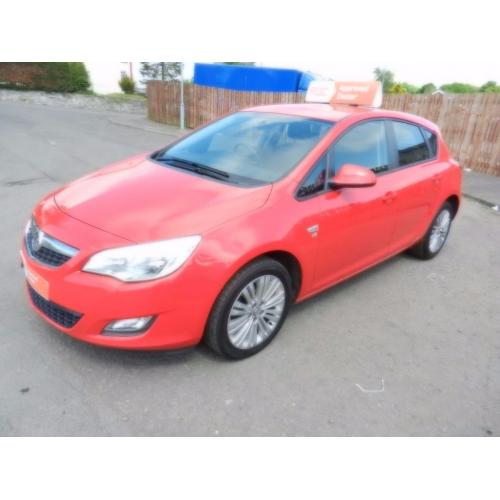 2012 VAUXHALL ASTRA 1.4 EXCITE 5 DOORS RED+++++1 LADY OWNER ++++