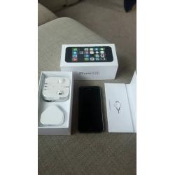 Apple iPhone 5 16GB unlocked