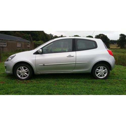 RENAULT CLIO 1.4 DYNAMIQUE 3 DOOR
