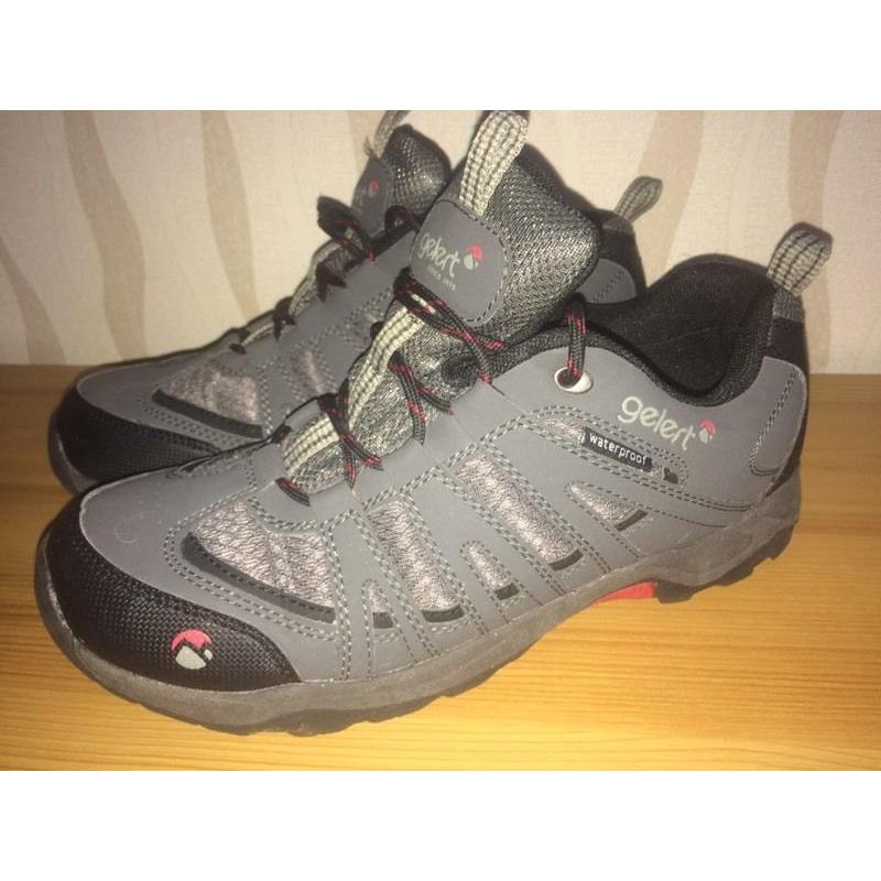 Gelert waterproof walking / hiking shoes size 7 (41)