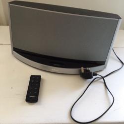 Bose iPod sound dock / docking station