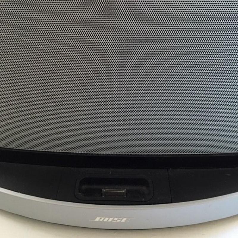 Bose iPod sound dock / docking station