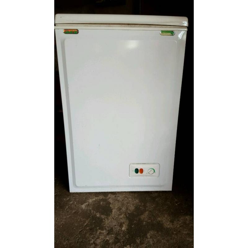 Chest freezer