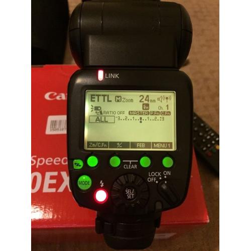 Canon 600 EX RT SPEEDLIGHT