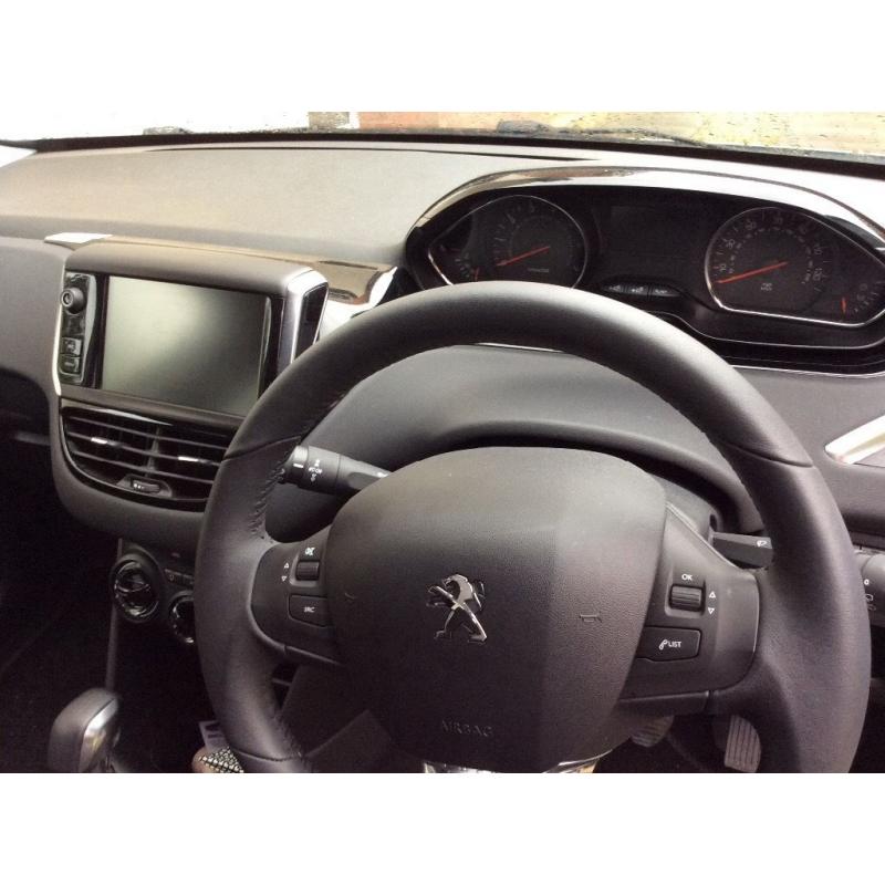Peugeot 208 Style immaculate condition very low mileage