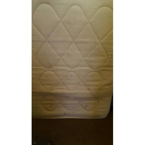 Free double mattress