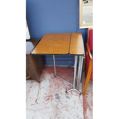 Vintage Drop Leaf / Gateleg Table With Chrome Legs