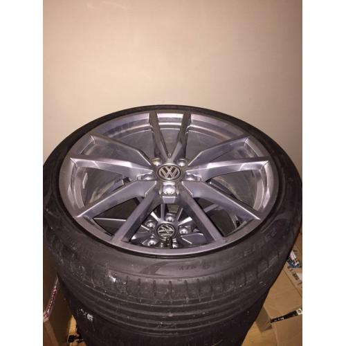 Genuine 19" Golf R Pretoria Alloy