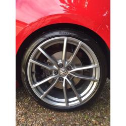 Genuine 19" Golf R Pretoria Alloy