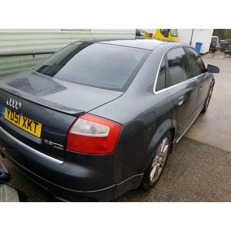 Audi A4 quattro 2.5 tdi