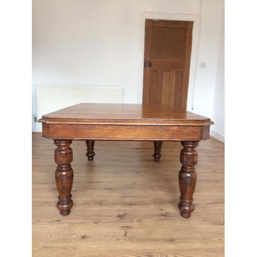 Oak Victorian Table