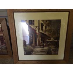 2 small pictures
