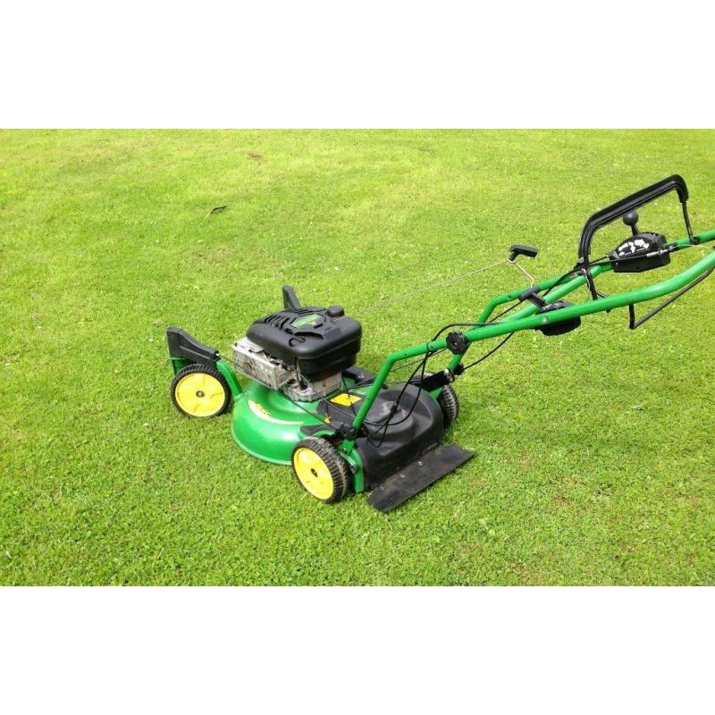John Deere JS63VC petrol driven self propelled lawn mower